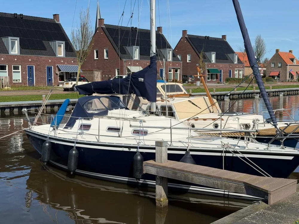 BoatPhoto.coverAlt
