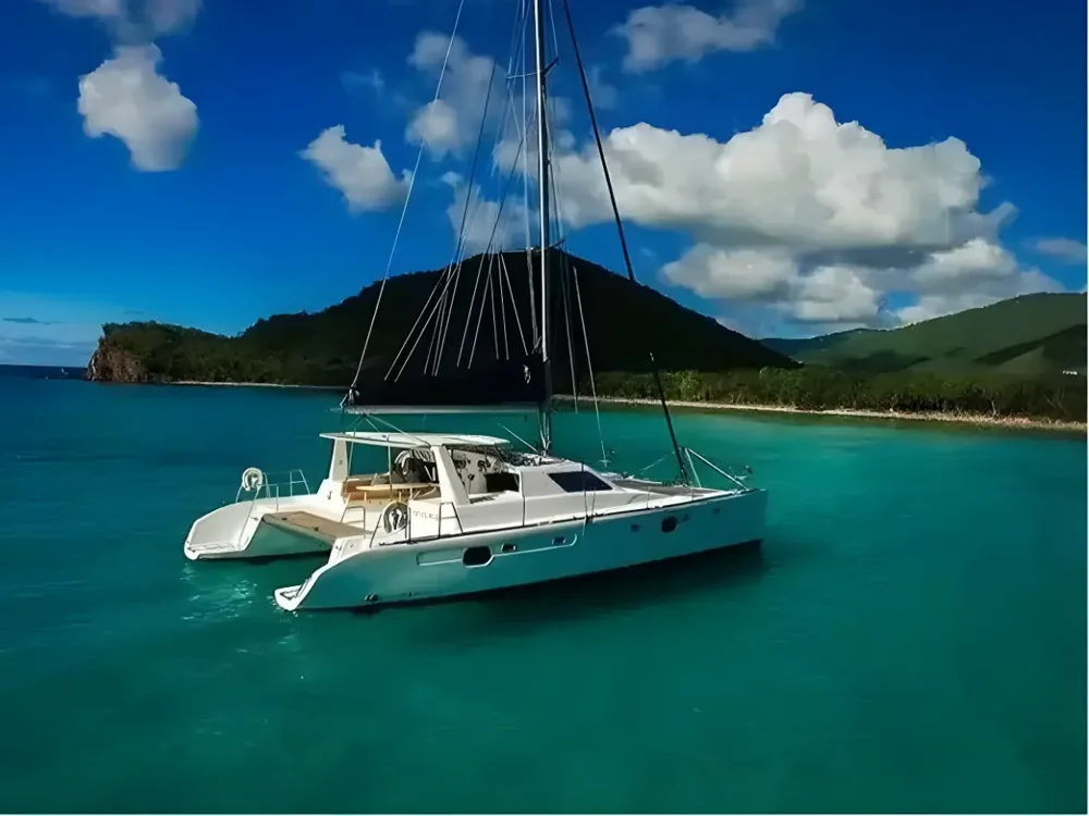 BoatPhoto.coverAlt