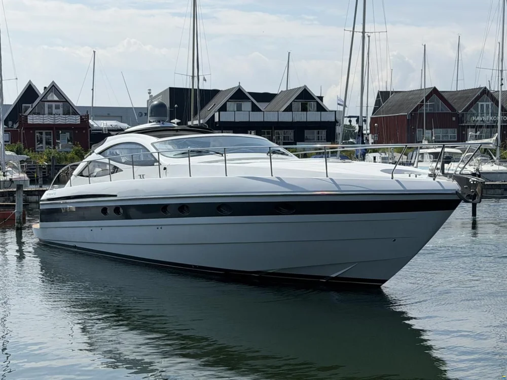 BoatPhoto.coverAlt