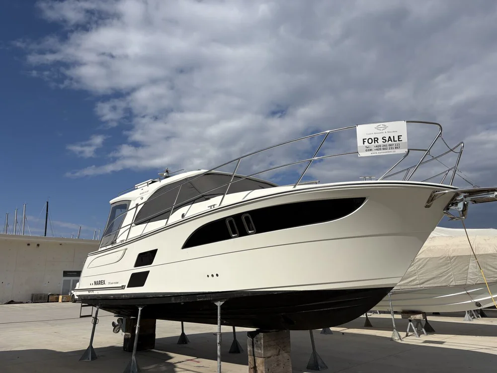 BoatPhoto.coverAlt
