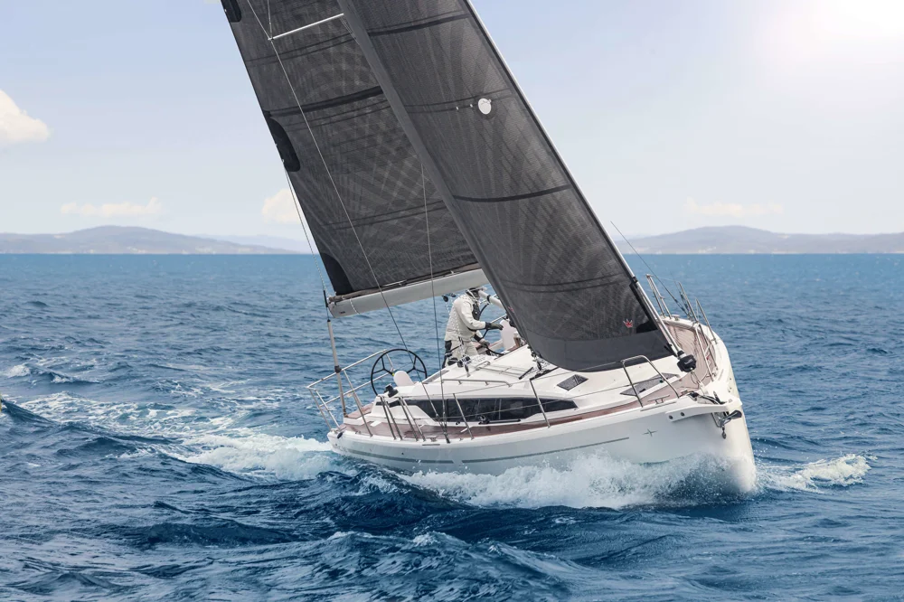 BoatPhoto.coverAlt