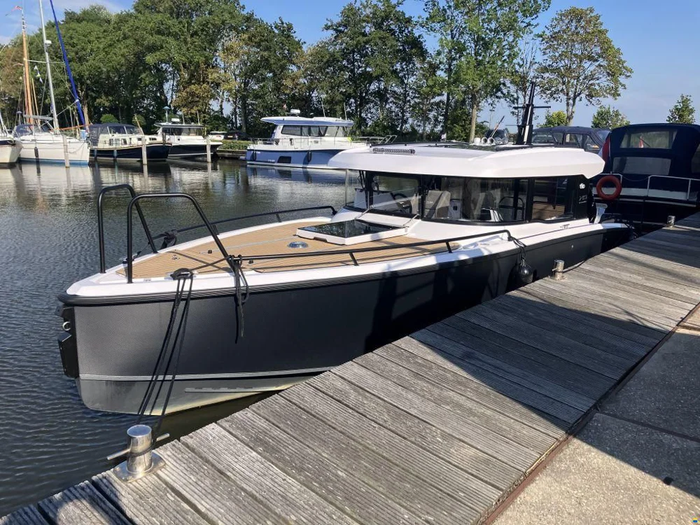 BoatPhoto.coverAlt