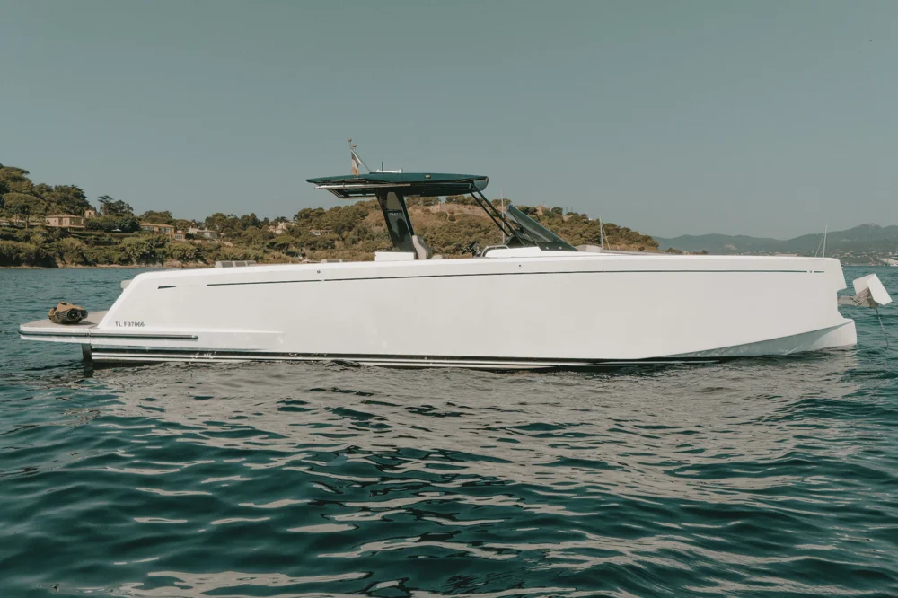 BoatPhoto.coverAlt