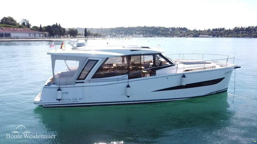 BoatPhoto.coverAlt