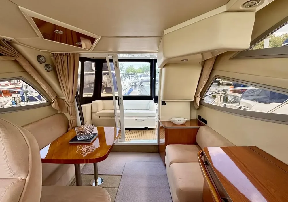 2007 SEALINE F34 for sale in Windsor, United Kingdom, photo 3 of 5