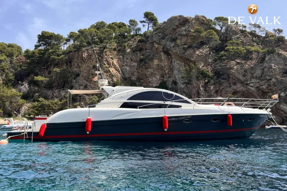 BoatPhoto.coverAlt
