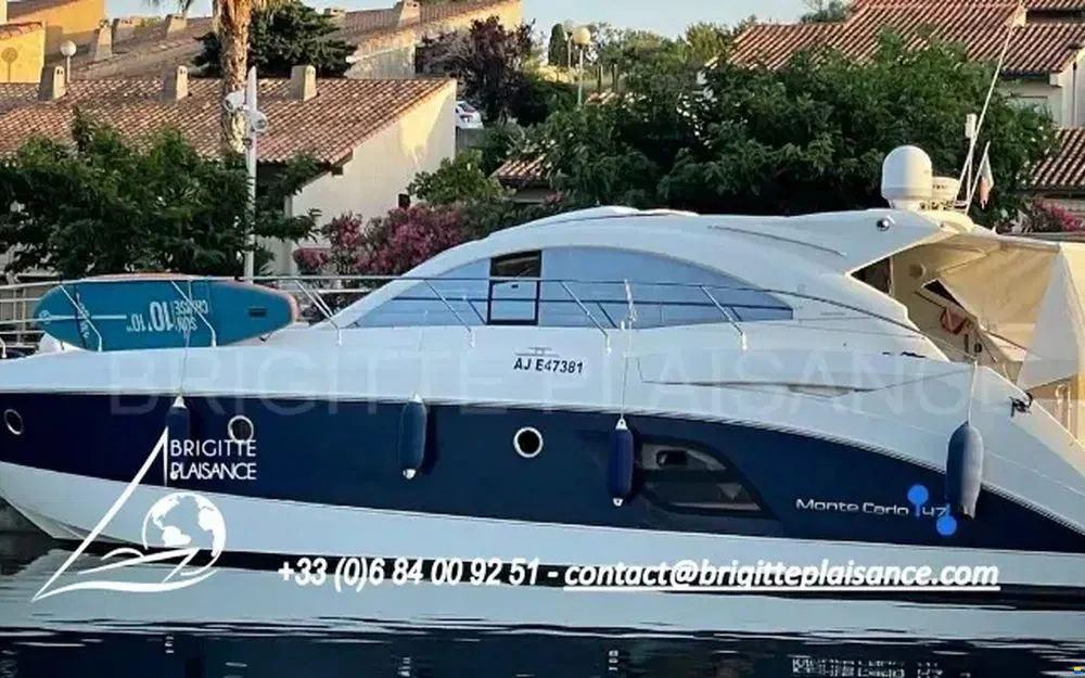 BoatPhoto.coverAlt