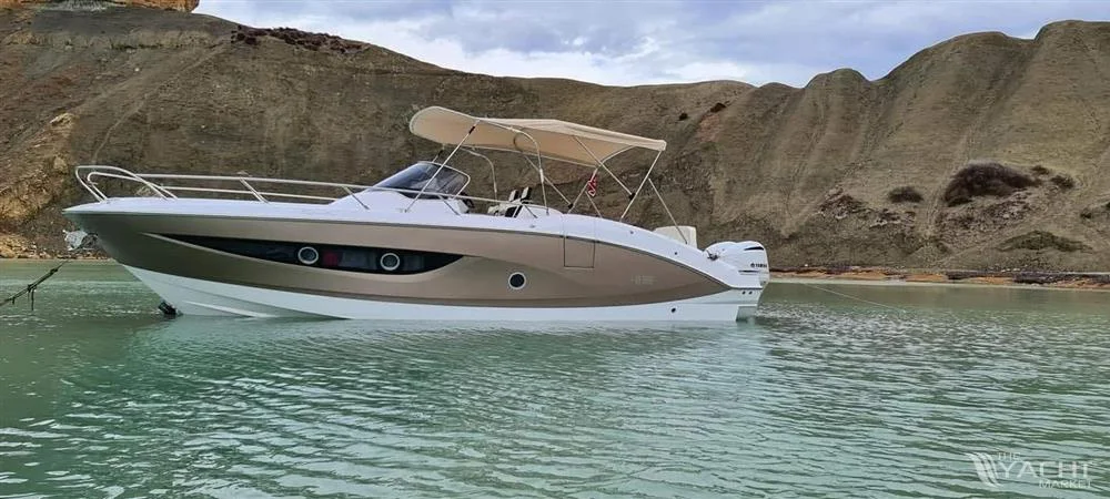 BoatPhoto.coverAlt