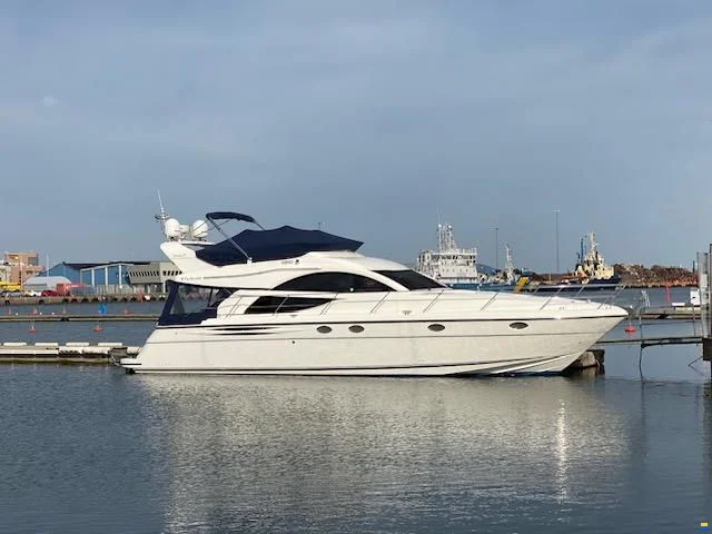 BoatPhoto.coverAlt