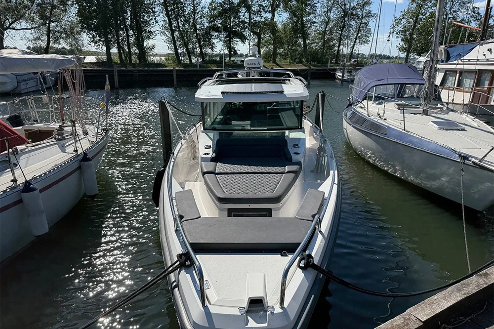 BoatPhoto.alt