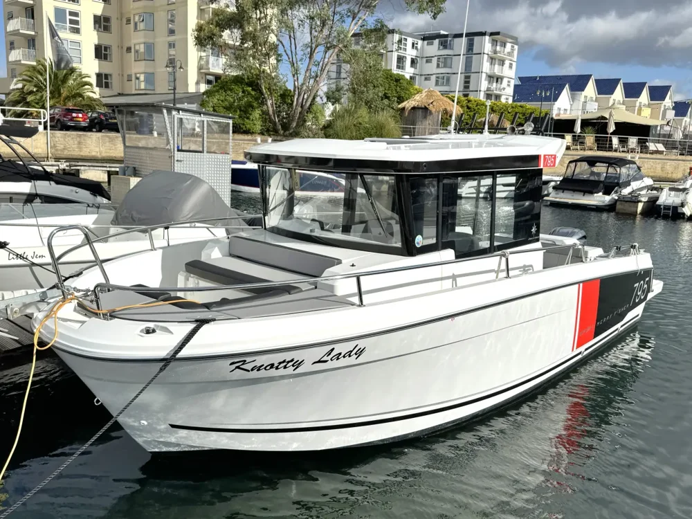 BoatPhoto.coverAlt