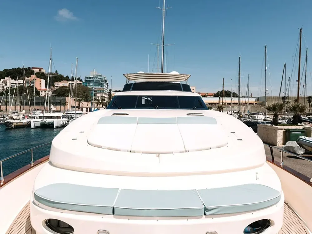 BoatPhoto.alt
