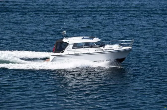 BoatPhoto.coverAlt