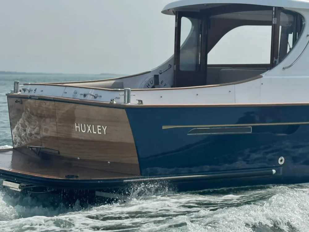 BoatPhoto.coverAlt