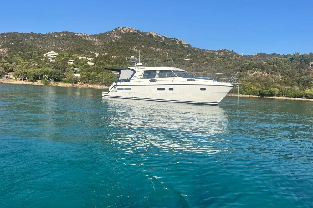 BoatPhoto.coverAlt