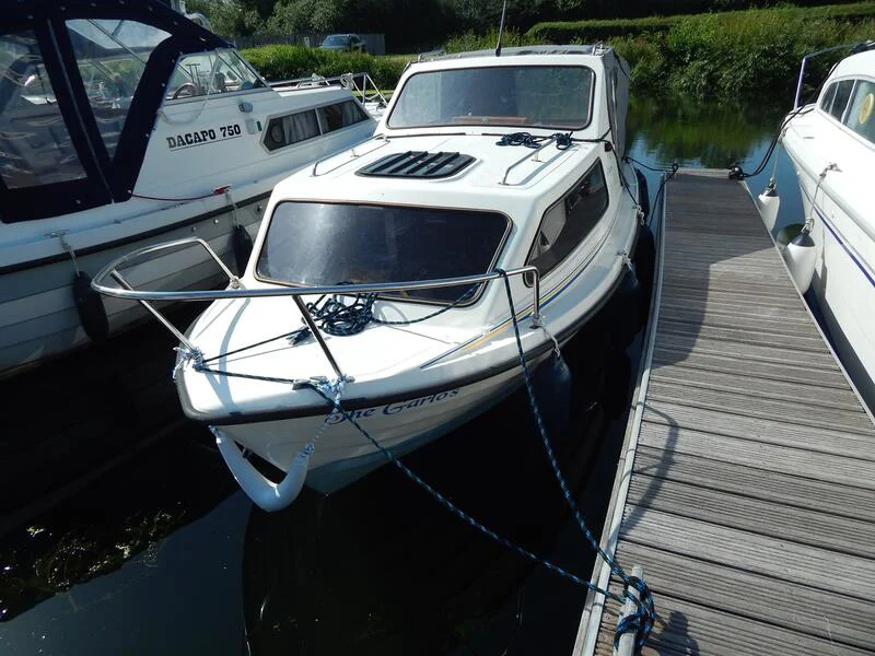 BoatPhoto.alt