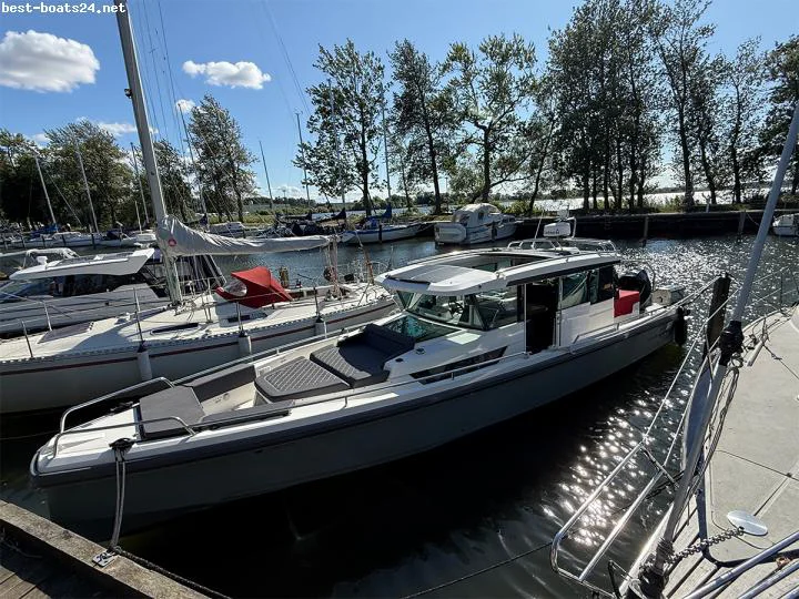 BoatPhoto.alt