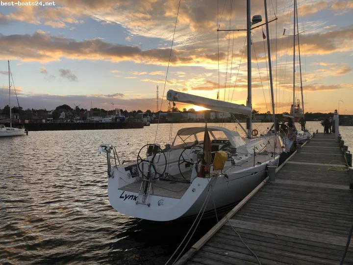 BoatPhoto.alt