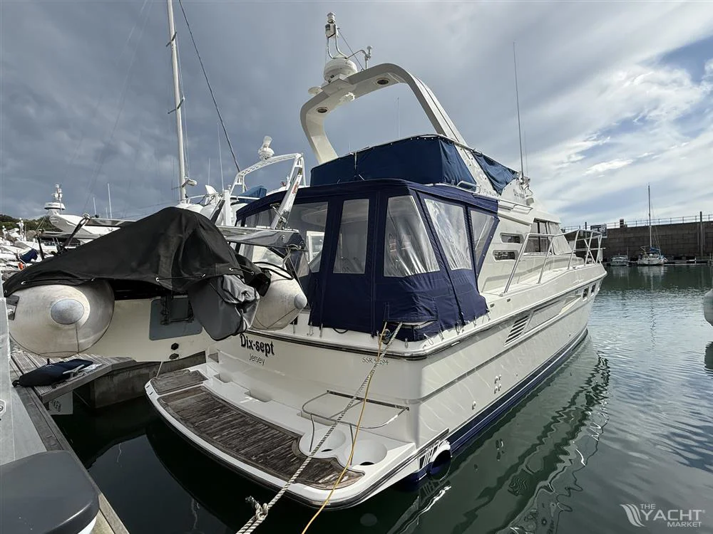 BoatPhoto.coverAlt