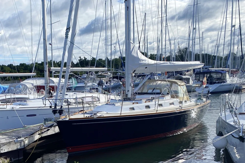 BoatPhoto.coverAlt