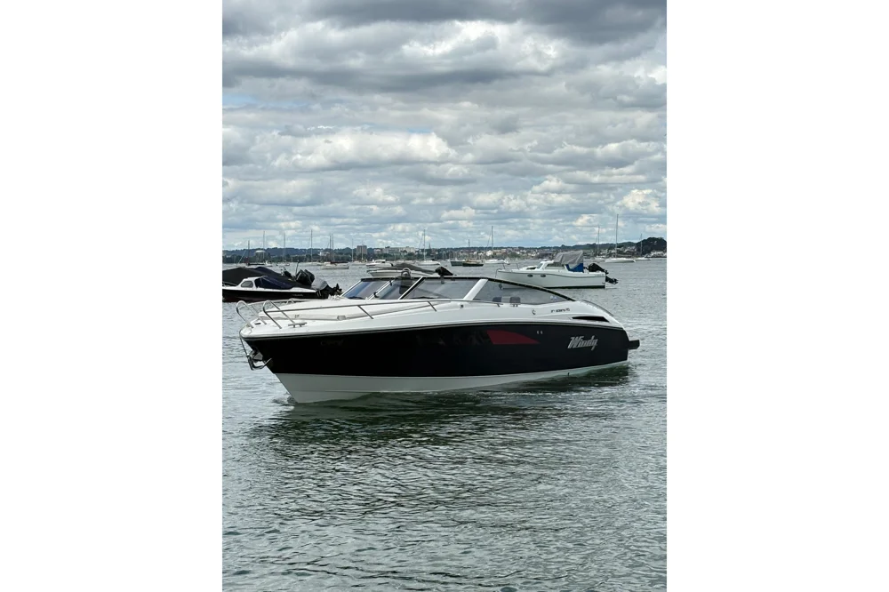 BoatPhoto.coverAlt