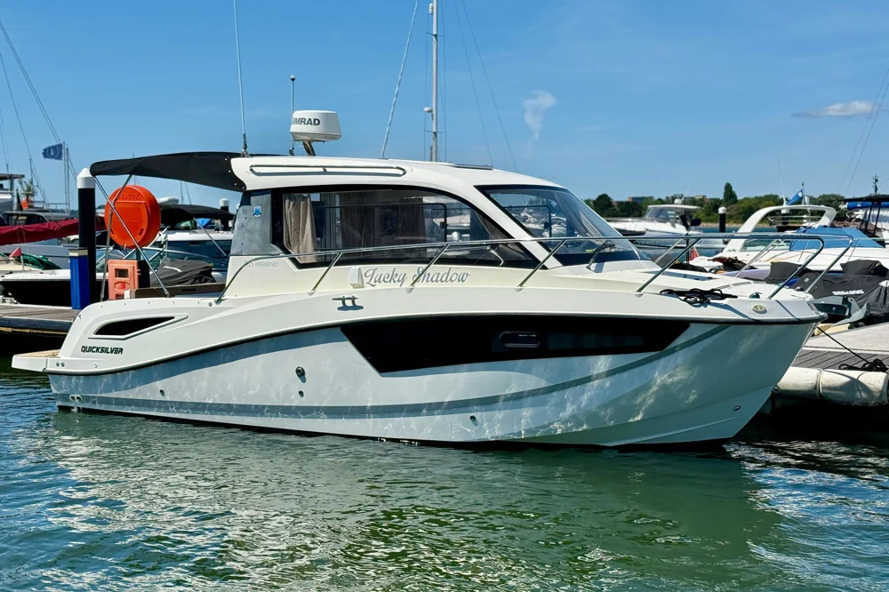 BoatPhoto.coverAlt