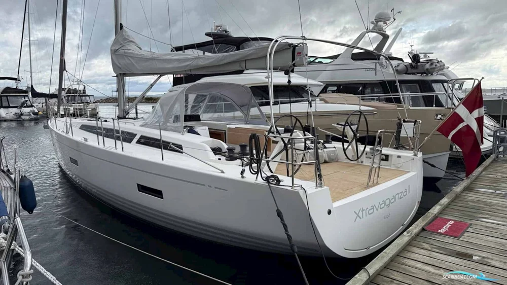 BoatPhoto.coverAlt