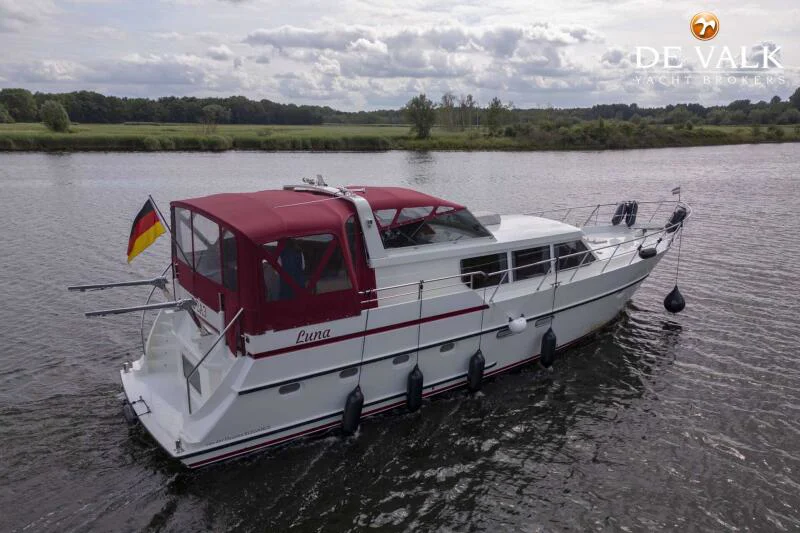 BoatPhoto.alt