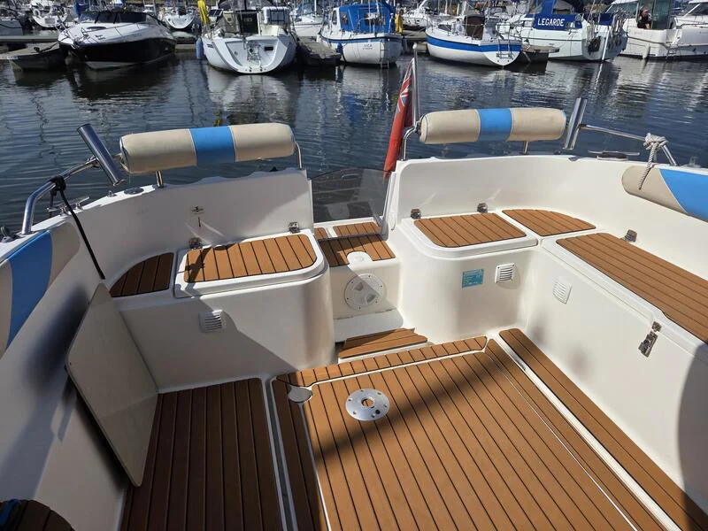 BoatPhoto.alt