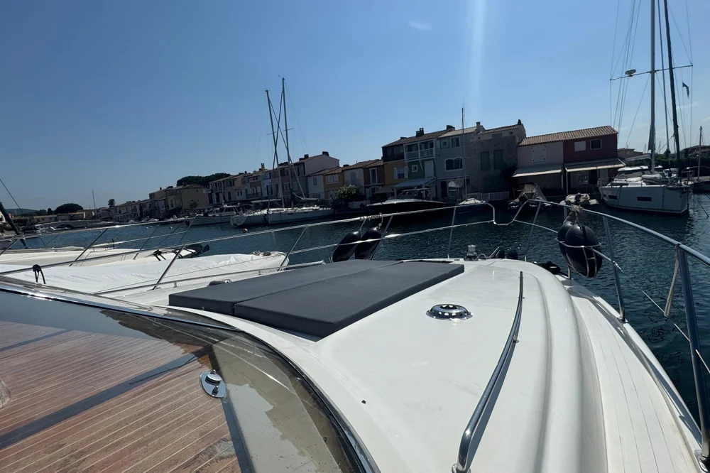 BoatPhoto.alt