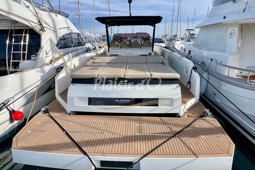 BoatPhoto.alt