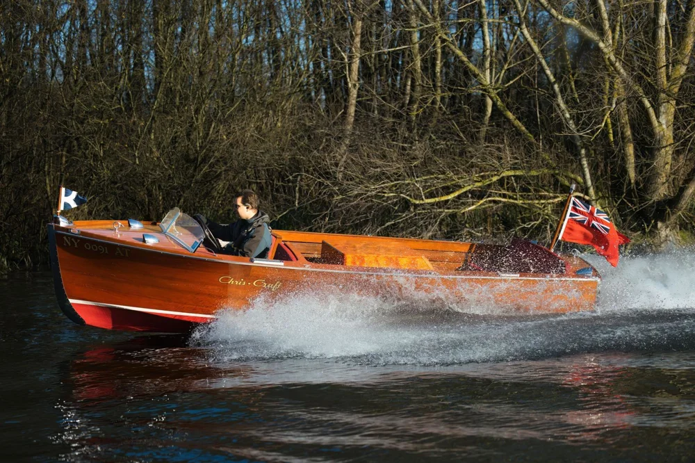 BoatPhoto.coverAlt