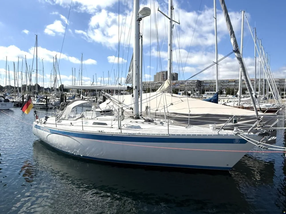 BoatPhoto.coverAlt