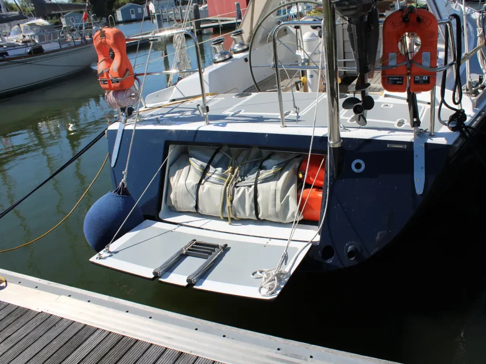 BoatPhoto.alt