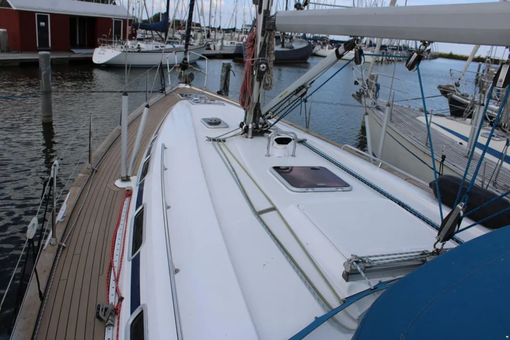 2002 Bavaria 44 for sale in Lelystad, The Netherlands, photo 5 of 5