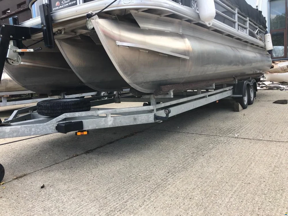 BoatPhoto.alt