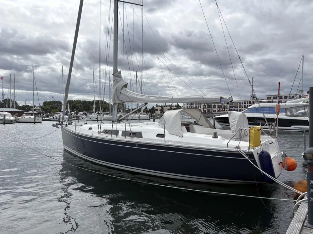 BoatPhoto.coverAlt