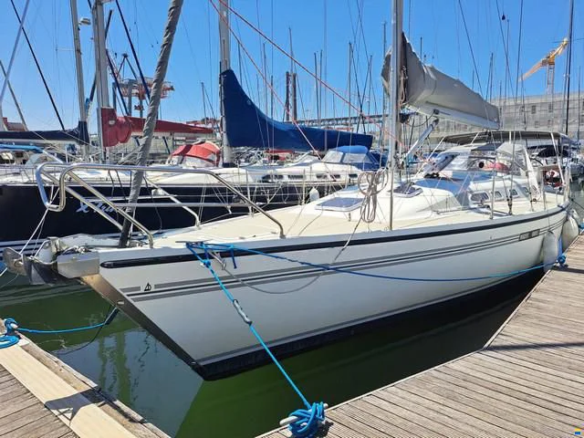 BoatPhoto.coverAlt