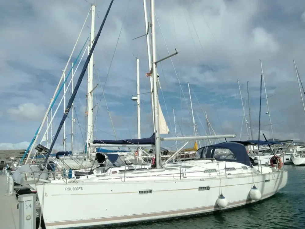 BoatPhoto.coverAlt