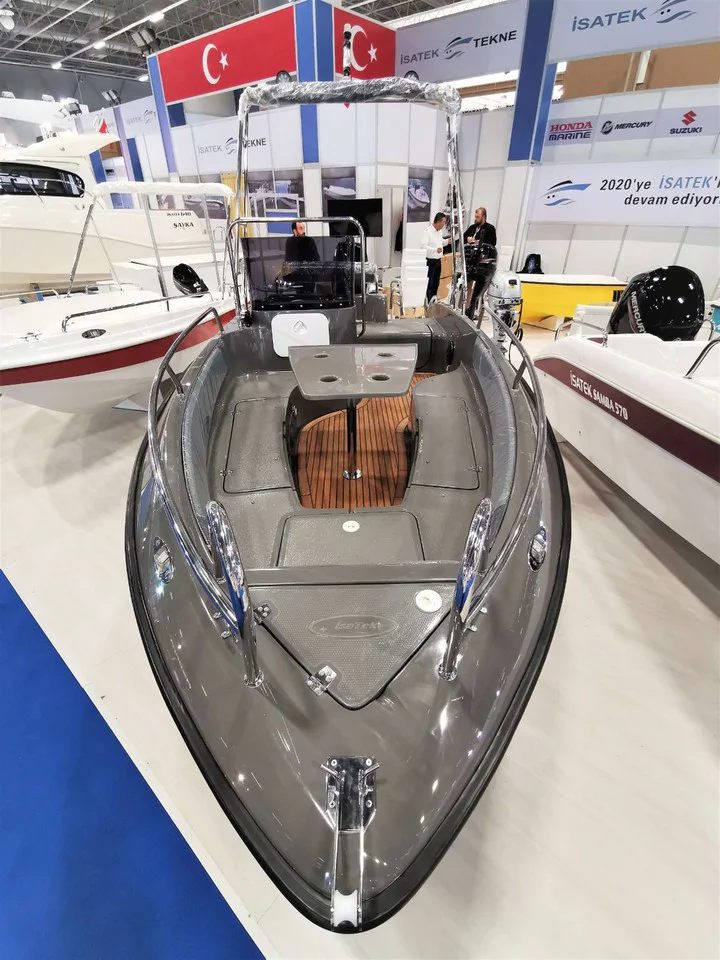 BoatPhoto.alt