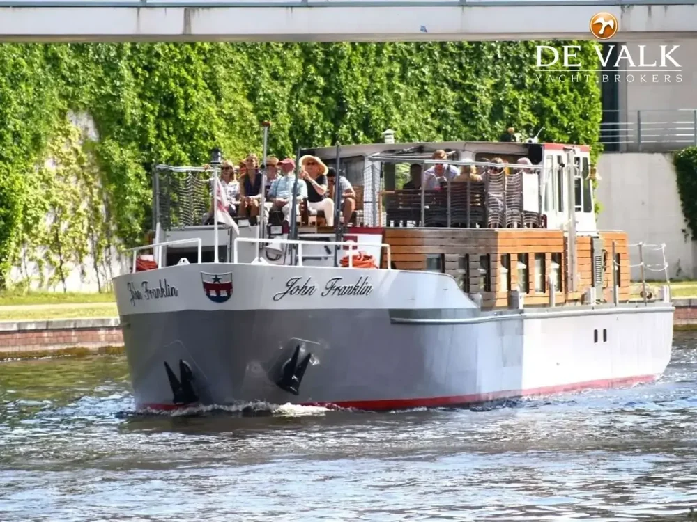 BoatPhoto.alt