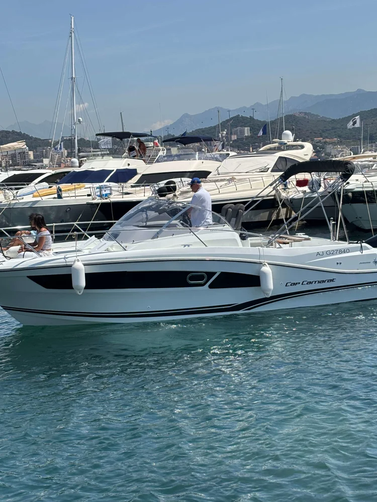 BoatPhoto.coverAlt