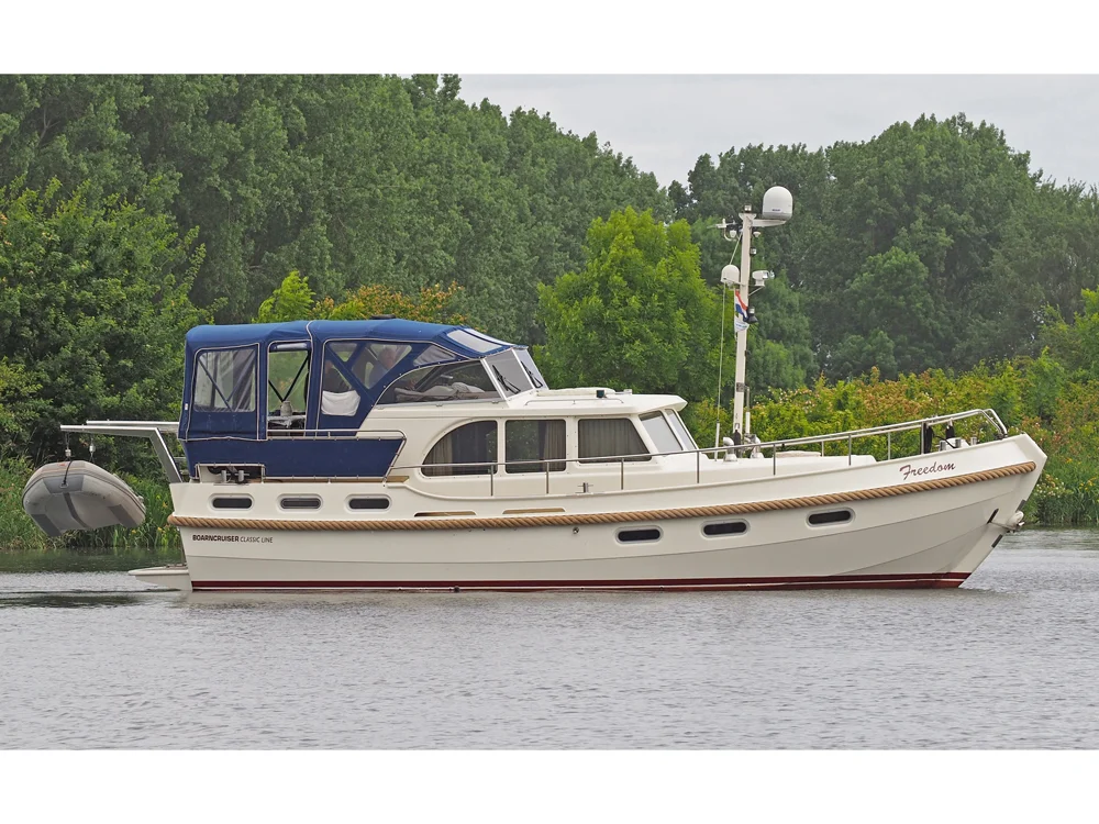 BoatPhoto.alt