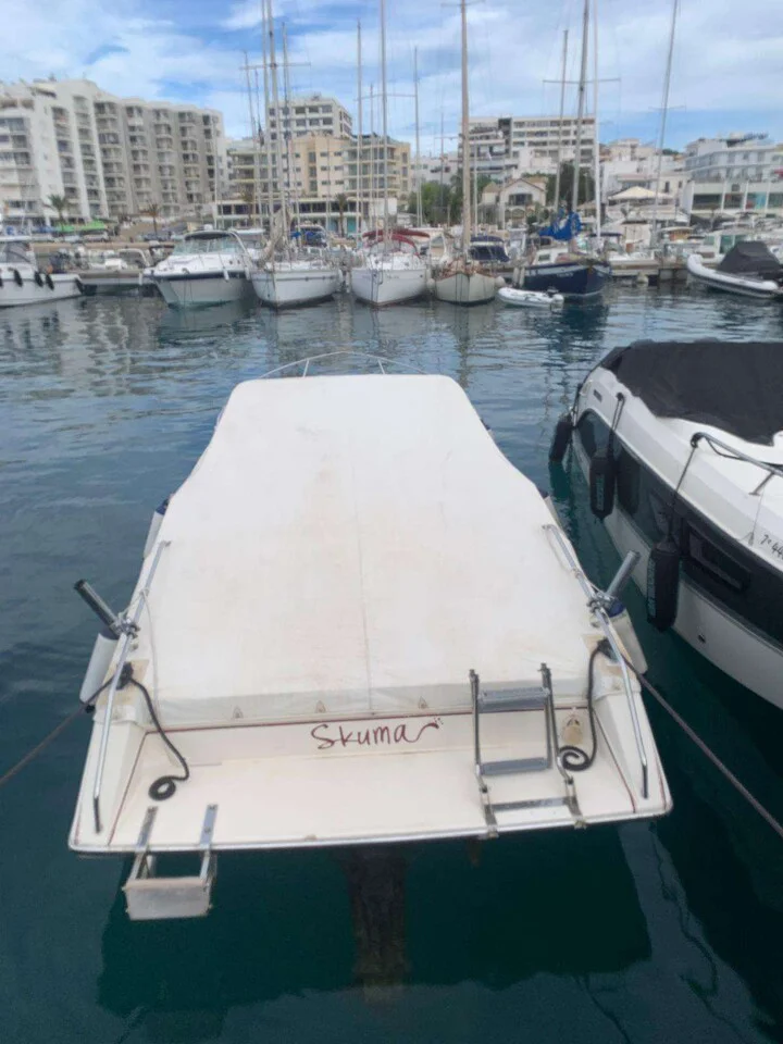 BoatPhoto.alt