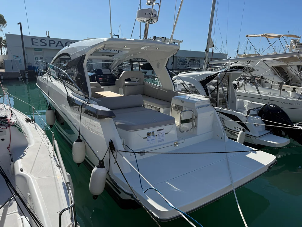 BoatPhoto.alt