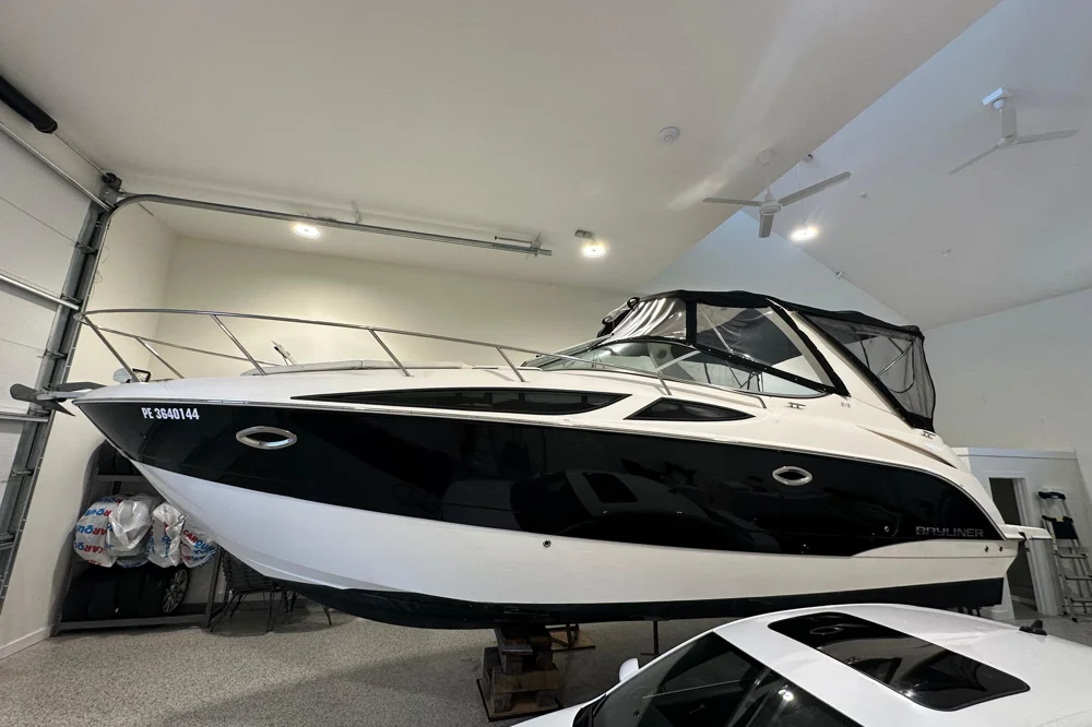 BoatPhoto.coverAlt