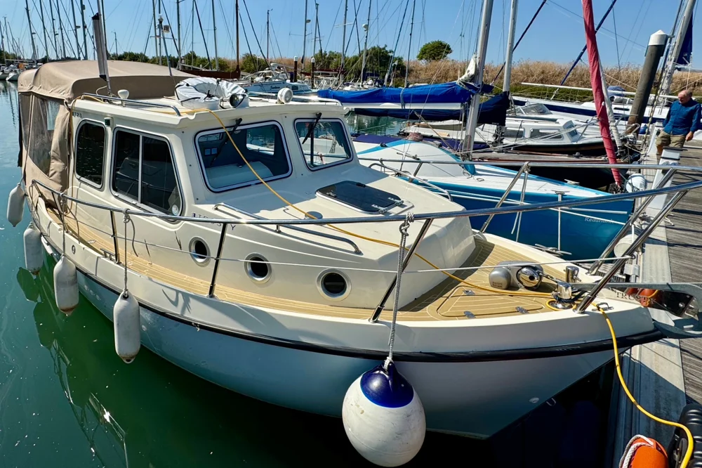 BoatPhoto.coverAlt