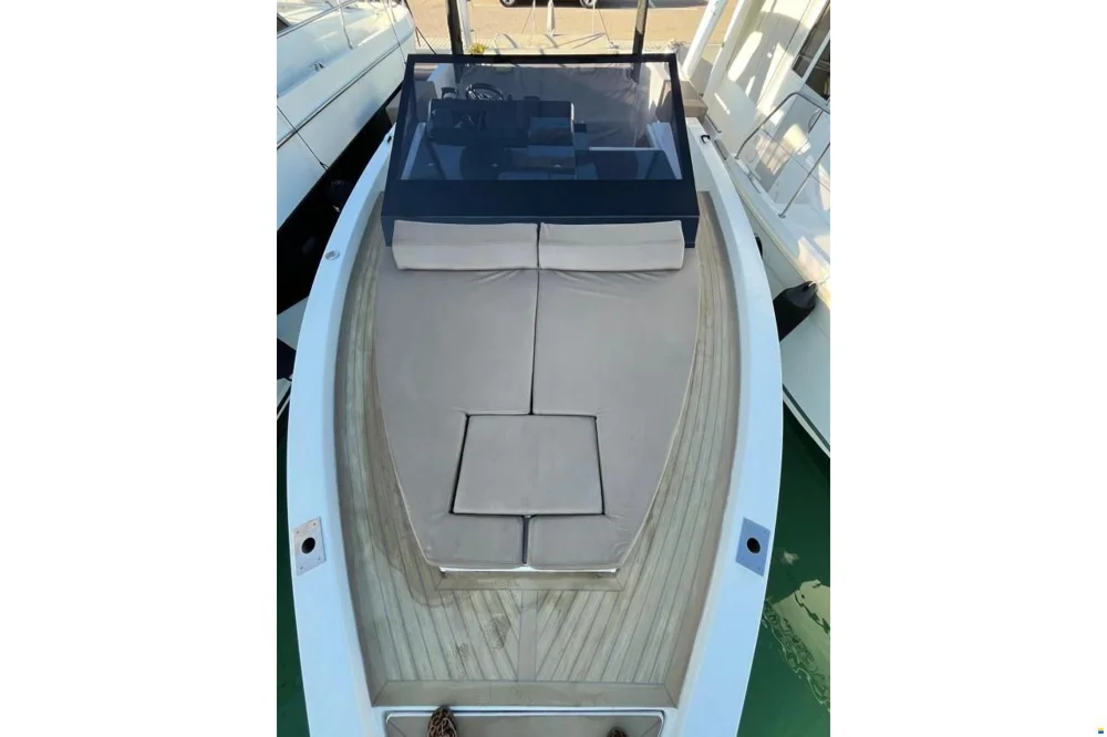 BoatPhoto.coverAlt