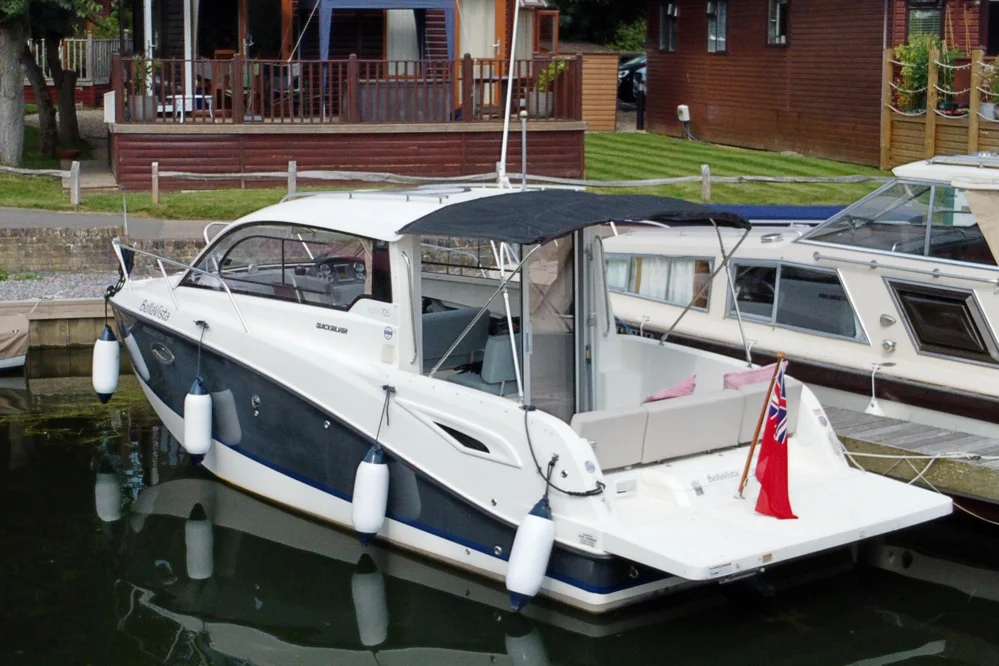 BoatPhoto.alt