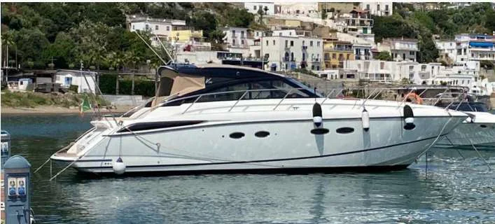 BoatPhoto.alt